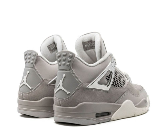 Jordan Retro 4 Frozen Moment